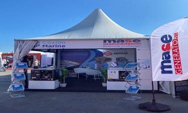 Bosphorus Boat Show In Water - Fair Image 2